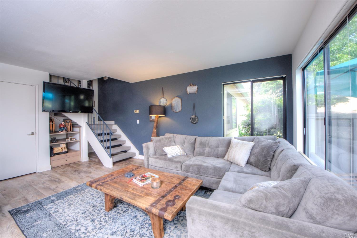 13 Sailmaker Court San Rafael, CA 94903 - Photo 1 of 1 Gallery Image 1