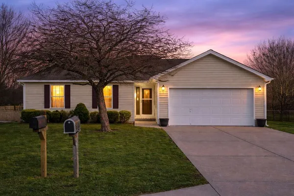 $330,000 | 15705 Hight Avenue, Belton, MO 64012