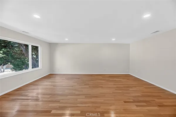 $899,000 | 449 Hillway Drive, Vista, CA 92084