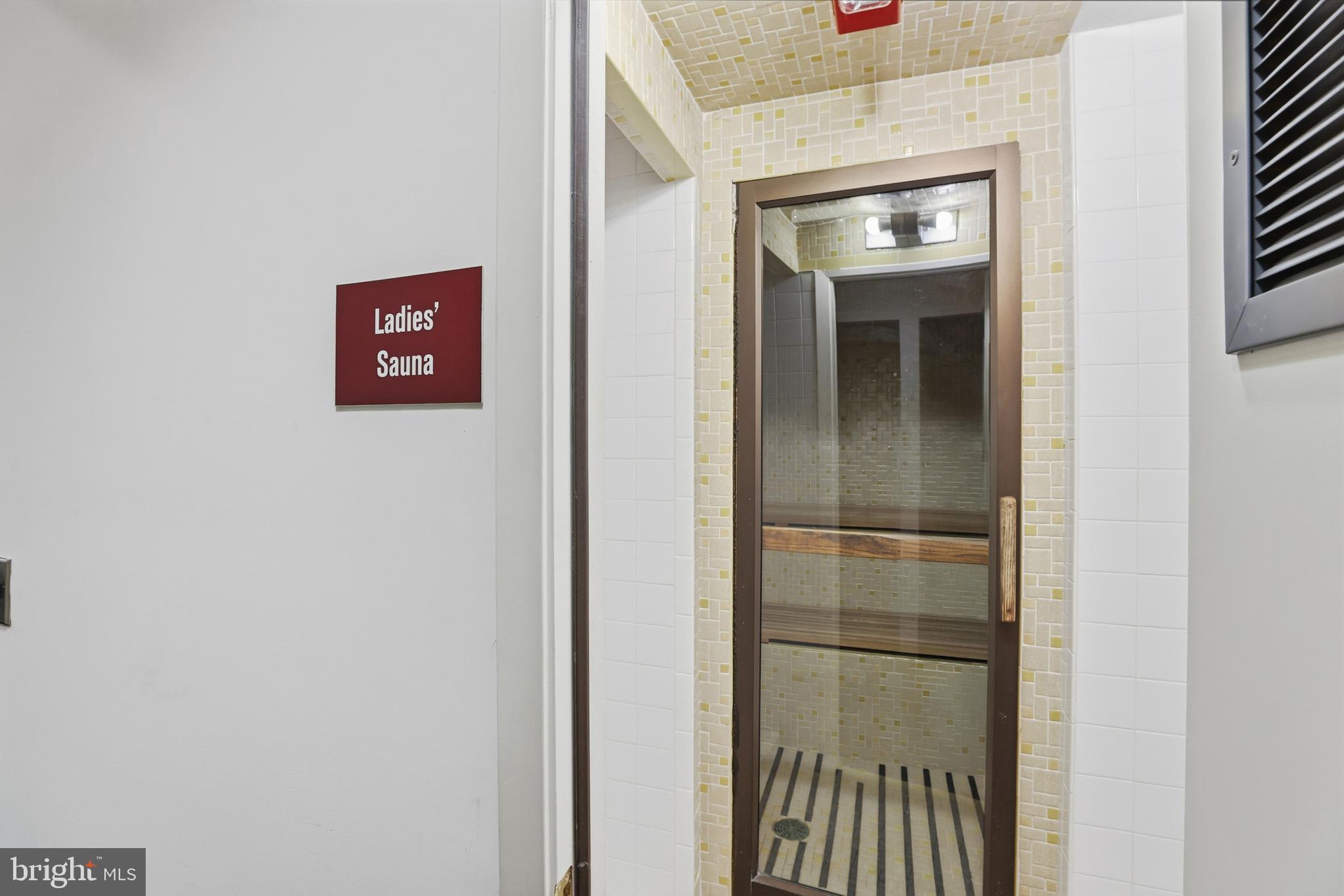 6101 Edsall Road, Unit 1107 Alexandria, VA 22304 - Photo 87 of 114