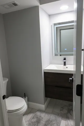 $389,500 | 1602 West Orchard Place, Arlington Heights, IL 60005