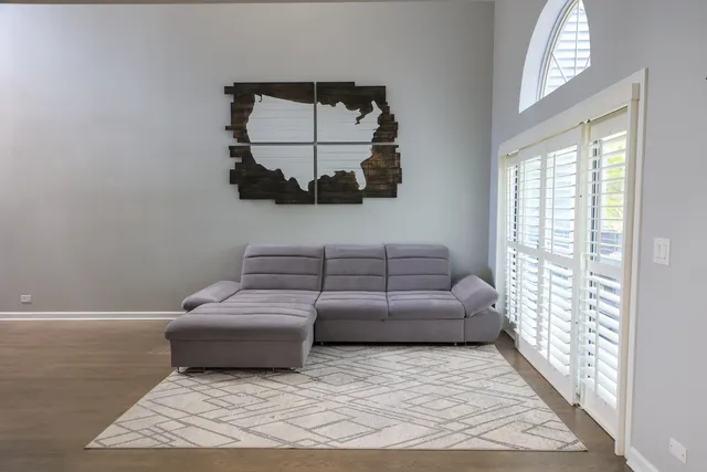 $389,500 | 1602 West Orchard Place, Arlington Heights, IL 60005