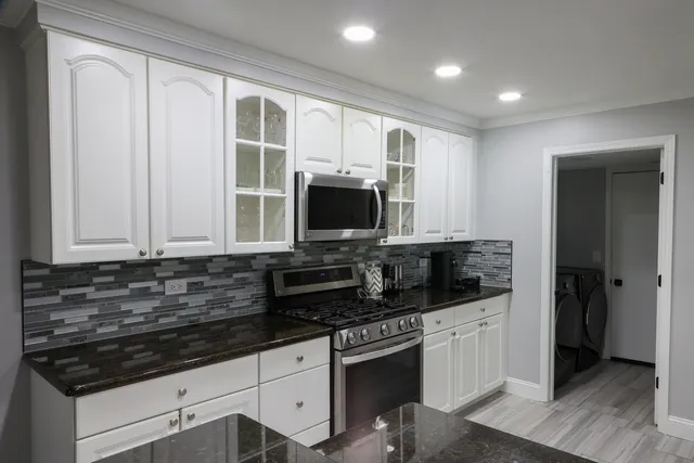 $389,500 | 1602 West Orchard Place, Arlington Heights, IL 60005