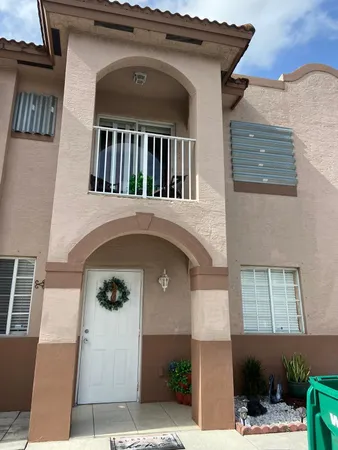 $2,750 | 8752 Northwest 107 Terrace, Unit 8752, Hialeah Gardens, FL 33018