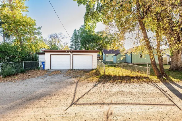 $260,000 | 1626 11th Street North, Fargo, ND 58102