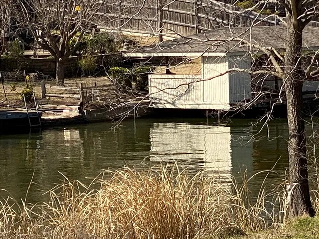 $135,000 | 124 Point La Vista Road, Malakoff, TX 75148