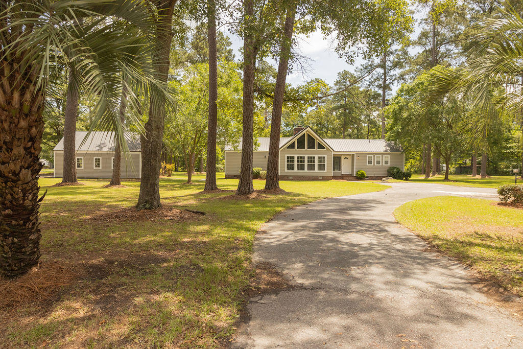 1044 Academy Road Walterboro, SC 29488 - Photo 4 of 36 Gallery Image 4