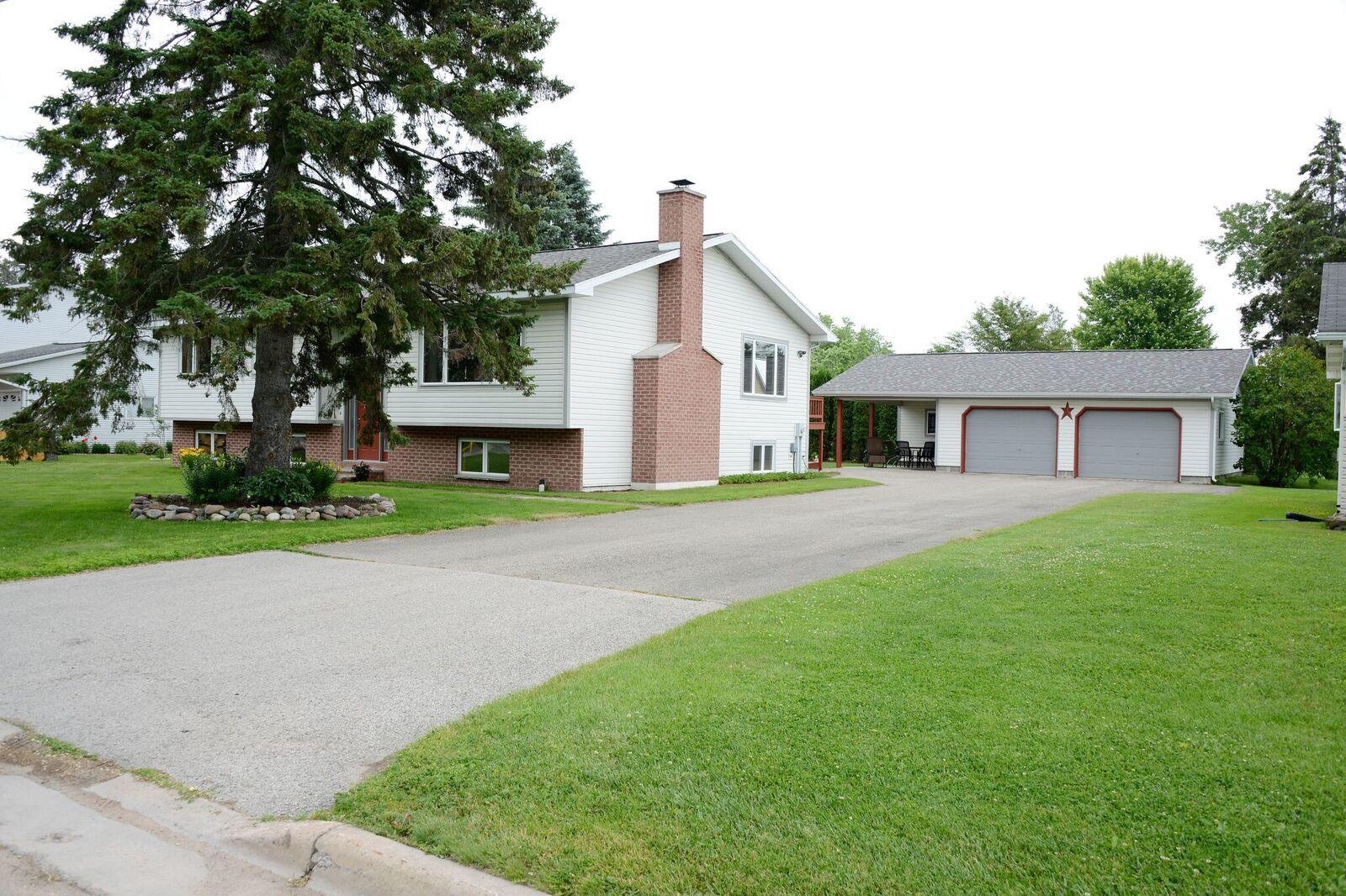 303 Mission Road Sault Ste. Marie, MI 49783 - Photo 50 of 97 Gallery Image 50
