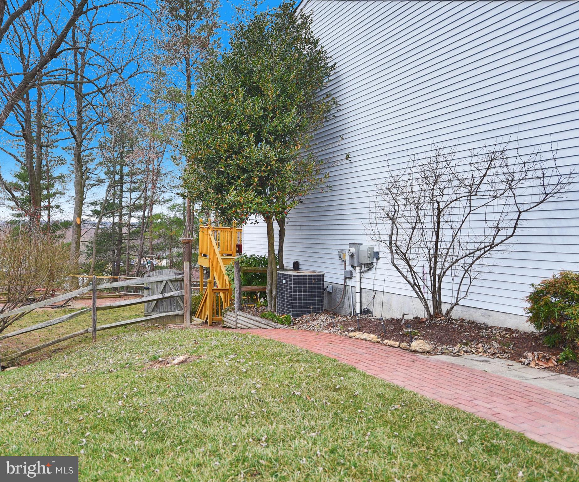 9000 Moonstone Road Baltimore, MD 21236 - Photo 22 of 25 Exterior (Rear)