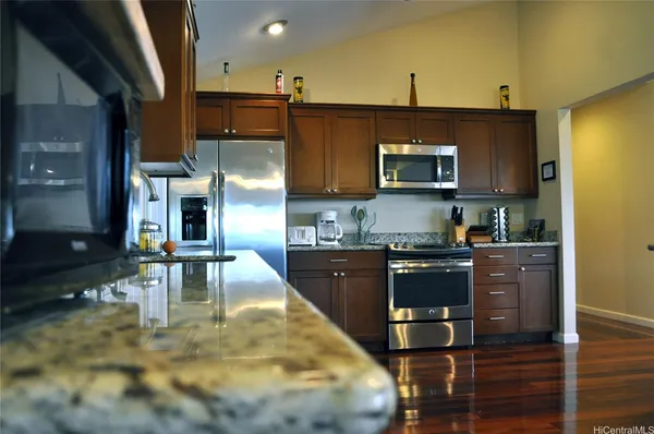 $9,000 | 68-434 Farrington Highway, Waialua, HI 96791