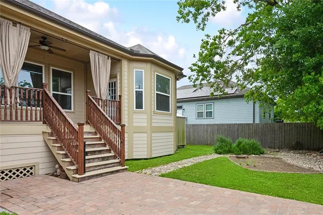 $2,650 | 5511 Warrington Drive, New Orleans, LA 70122