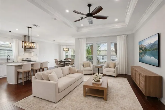 $2,650 | 5511 Warrington Drive, New Orleans, LA 70122