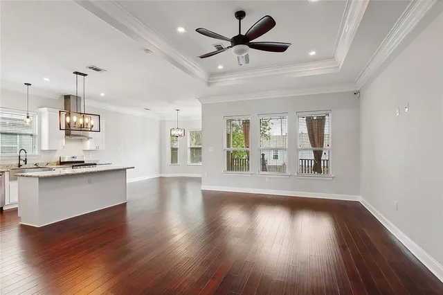 $2,650 | 5511 Warrington Drive, New Orleans, LA 70122