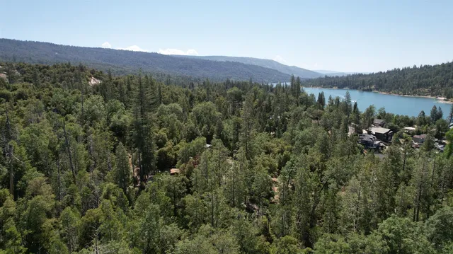 $1,250,000 | 39567 East Idylwild, Bass Lake, CA 93604