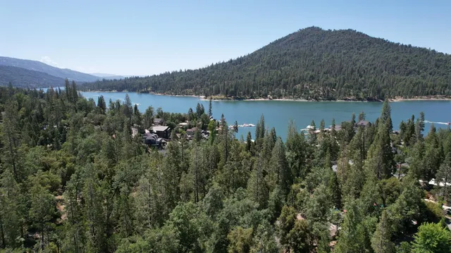 $1,250,000 | 39567 East Idylwild, Bass Lake, CA 93604
