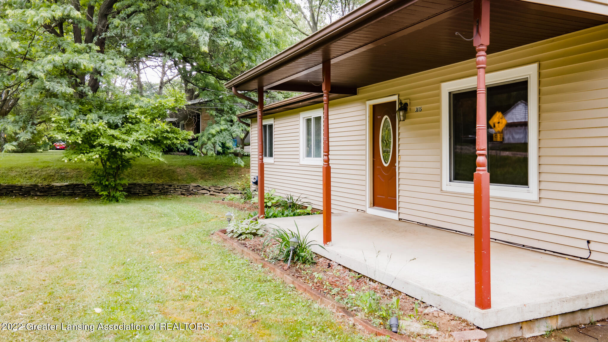 3815 Tecumseh River Road Lansing, MI 48906 - Photo 2 of 23 3815TecumsehRiverRd02