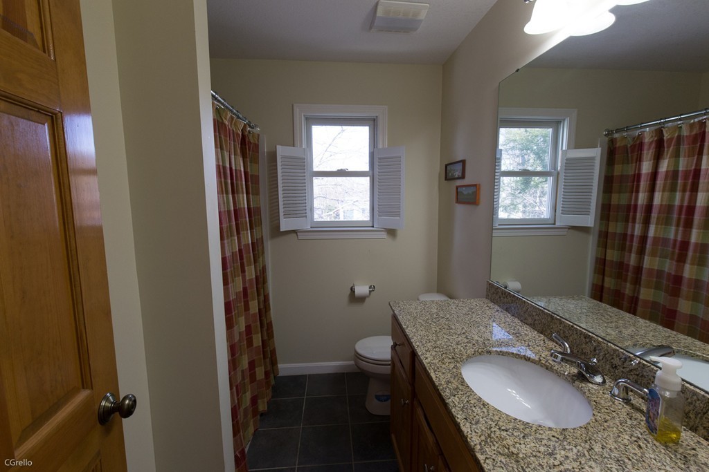 110 Meadow Road Longmeadow, MA 01106 - Photo 16 of 30 Gallery Image 16