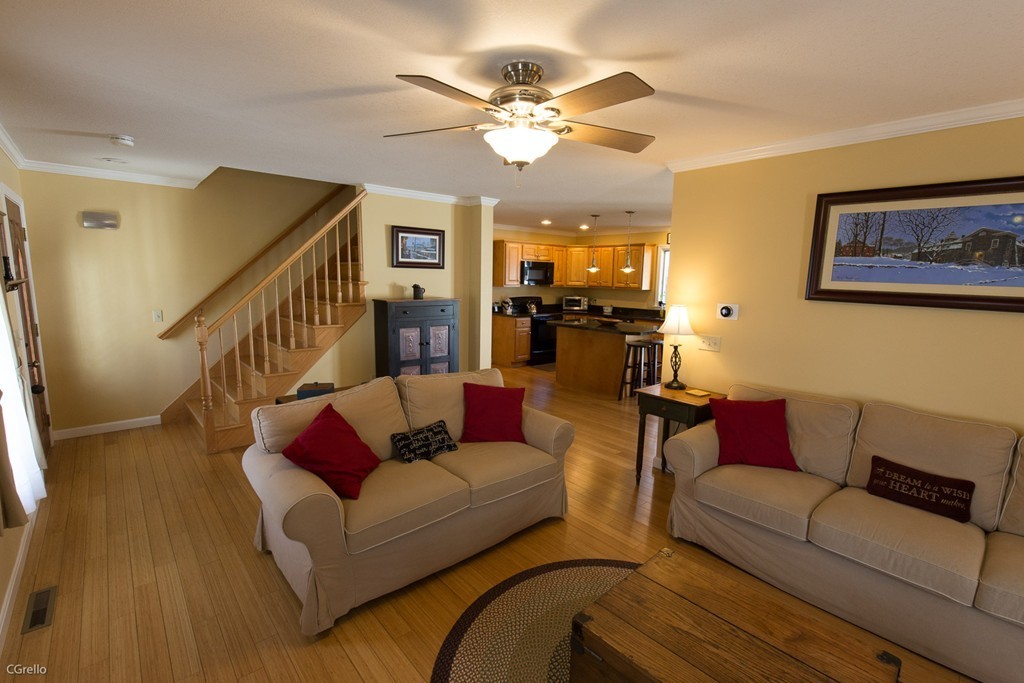 110 Meadow Road Longmeadow, MA 01106 - Photo 3 of 30 Gallery Image 3