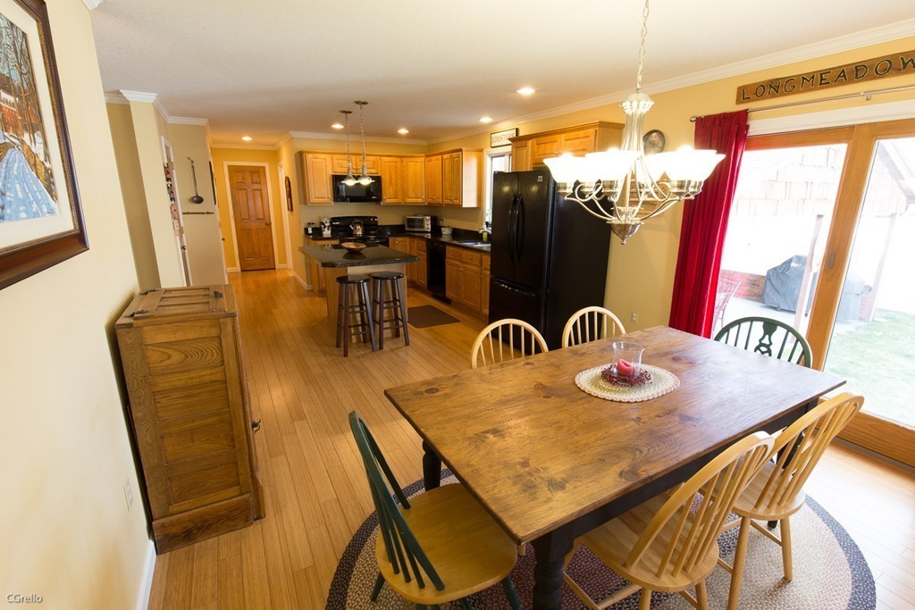 110 Meadow Road Longmeadow, MA 01106 - Photo 9 of 30 Gallery Image 9