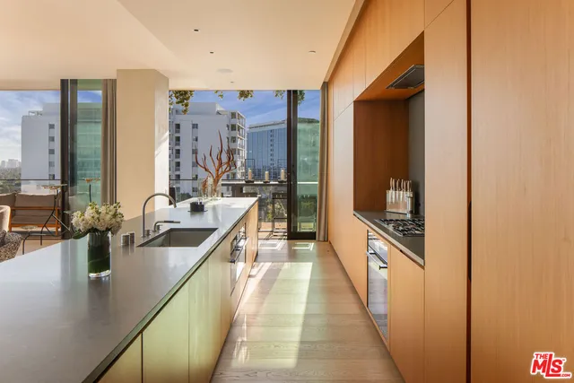 $9,995,000 | 9040 Sunset Boulevard, Unit 905, West Hollywood, CA 90069