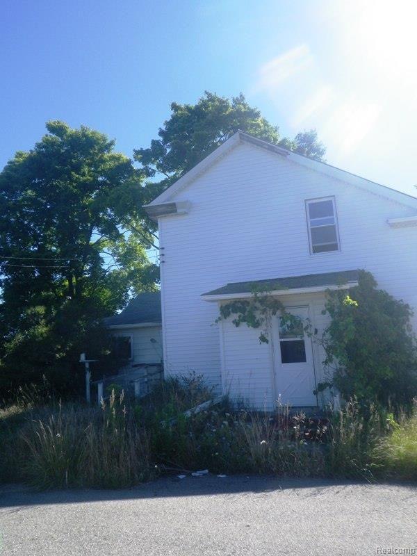 2368 Bullock Road Lapeer, MI 48446 - Photo 2 of 25 Back Door.jpg