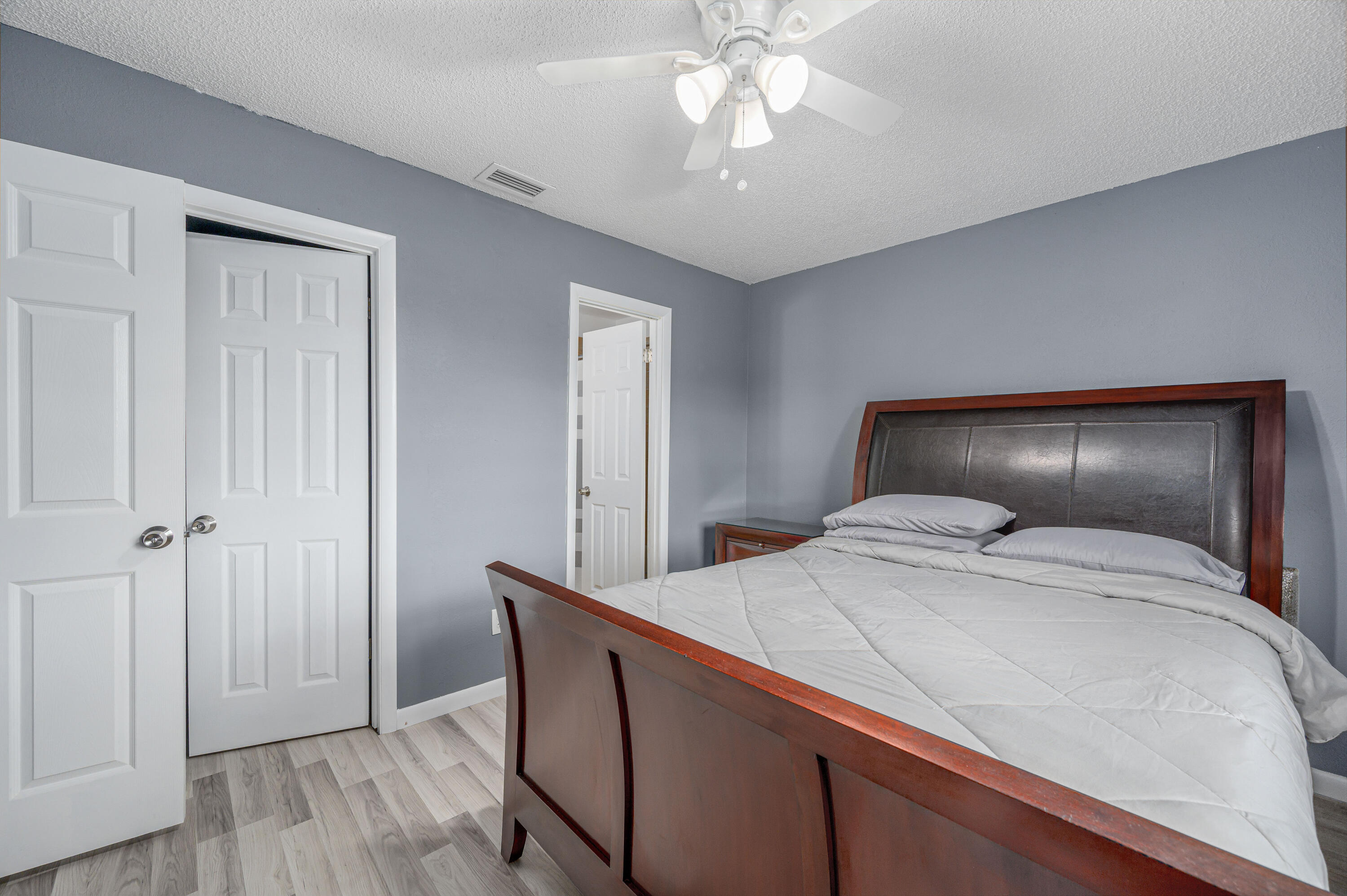 440 Southwest Ryder Road Port St. Lucie, FL 34953 - Photo 6 of 12 440 SW Ryder Rd - Full - 10