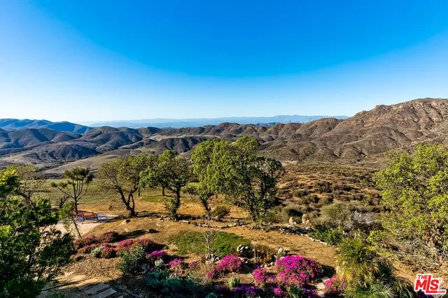 $2,783,750 | 10827 Pacific View Drive, Malibu, CA 90265