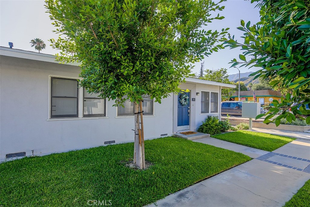 630 West Foothill Boulevard Monrovia, CA 91016 - Photo 2 of 28