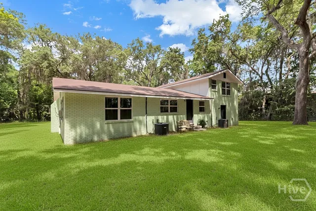 $475,000 | 236 West Magnolia Avenue, Savannah, GA 31419