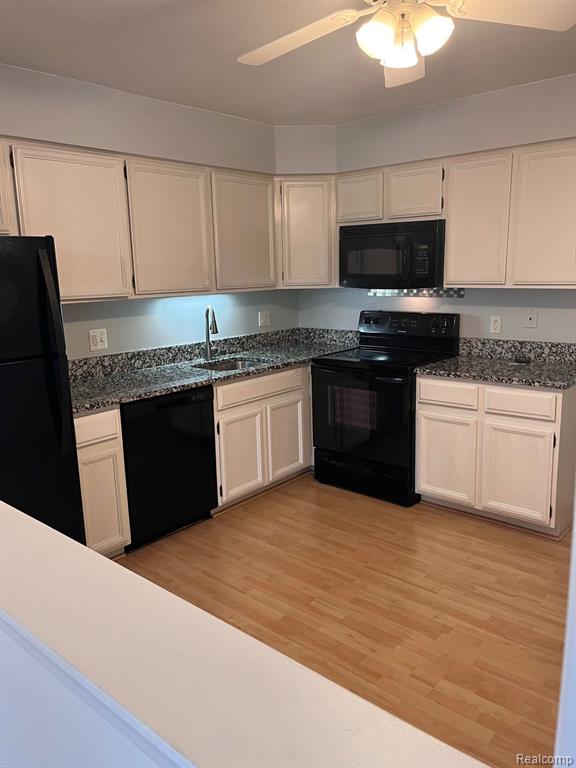 29652 Middlebelt Road, Unit 2403 Farmington, MI 48334 - Photo 2 of 23