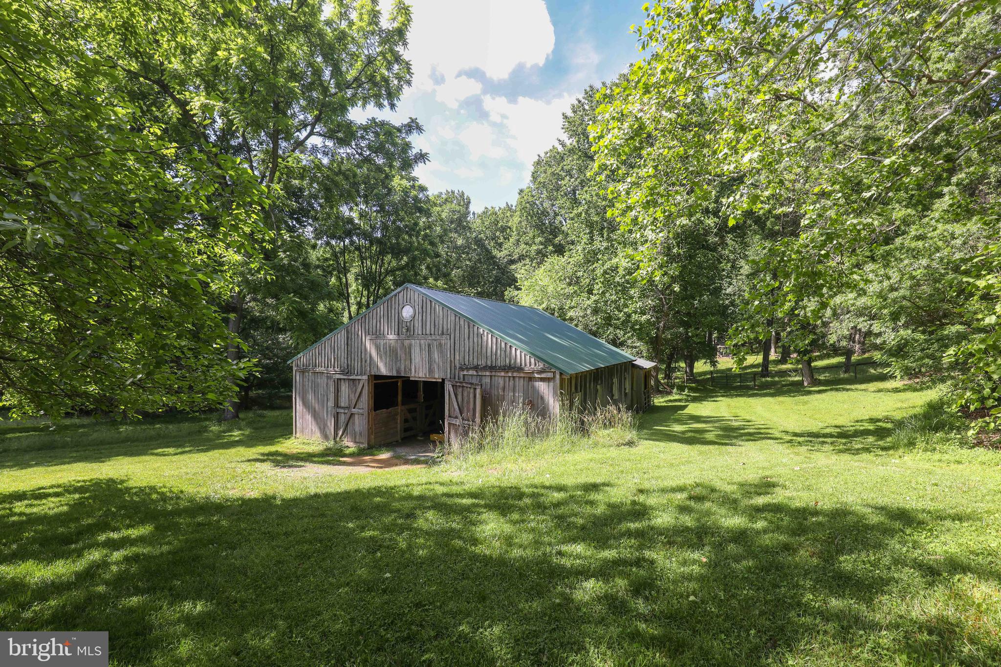 13471 Sagle Road Purcellville, VA 20132 - Photo 8 of 66 Gallery Image 8