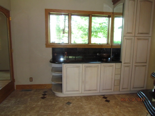 1316 North Sheridan Road Marion, IN 46952 - Photo 10 of 36