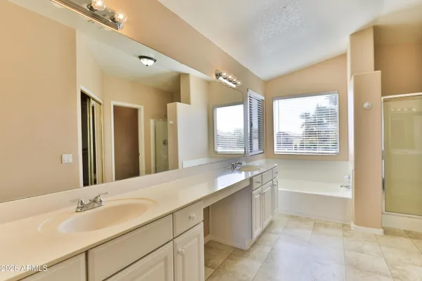 $2,299 | 6759 North 77th Drive, Glendale, AZ 85303