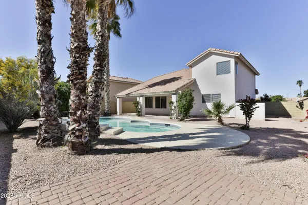 $2,299 | 6759 North 77th Drive, Glendale, AZ 85303