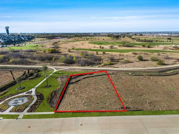 a view of a tennis court