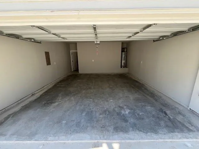 a picture of a bathroom with closet
