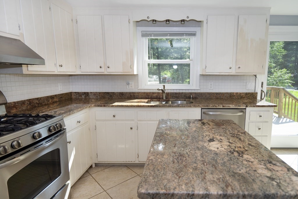 83 Derry Road Methuen, MA 01844 - Photo 18 of 41 Gallery Image 18