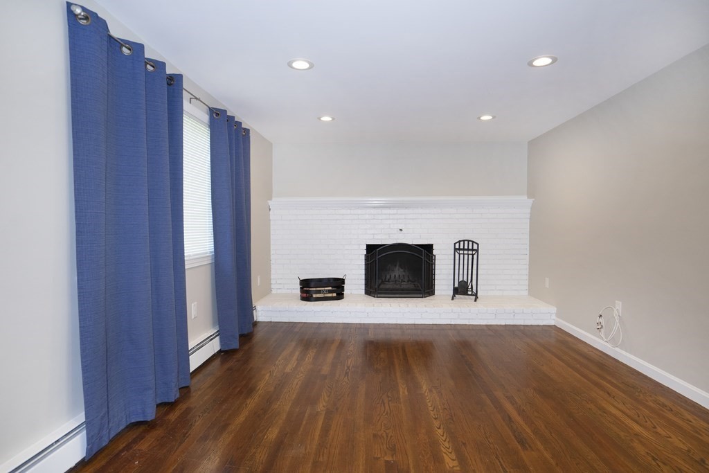 83 Derry Road Methuen, MA 01844 - Photo 23 of 41 Gallery Image 23