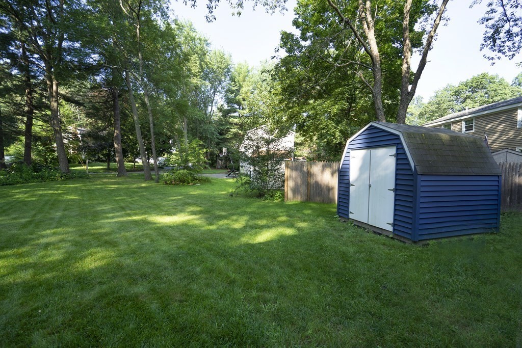 83 Derry Road Methuen, MA 01844 - Photo 8 of 41 Gallery Image 8