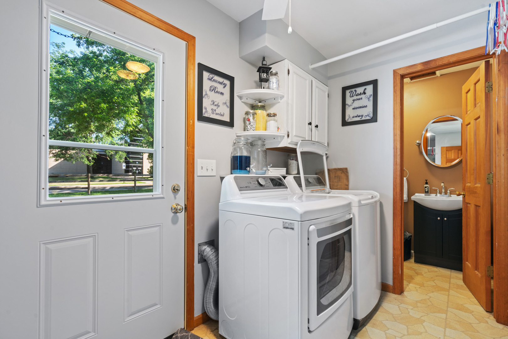 206 Washington Street Oswego, IL 60543 - Photo 33 of 45