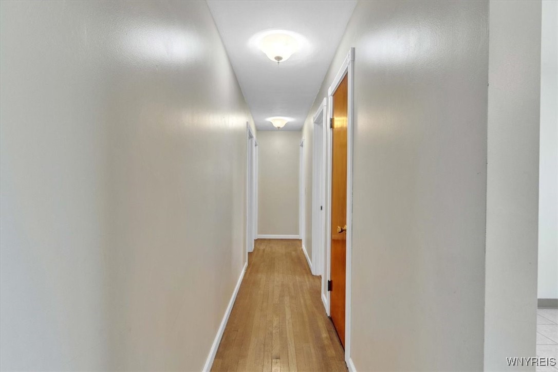 4567 Beach Ridge Road Pendleton, NY 14094 - Photo 17 of 37