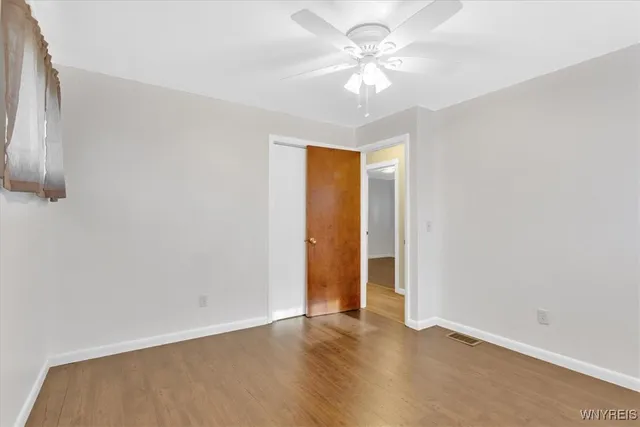 $299,900 | 4567 Beach Ridge Road, Pendleton, NY 14094