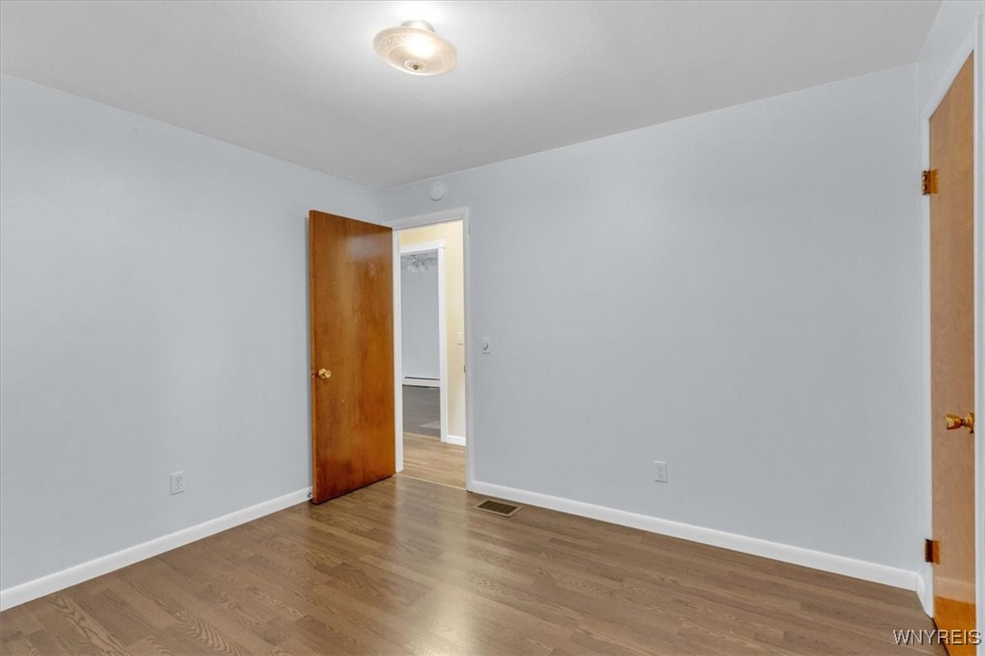 4567 Beach Ridge Road Pendleton, NY 14094 - Photo 25 of 37