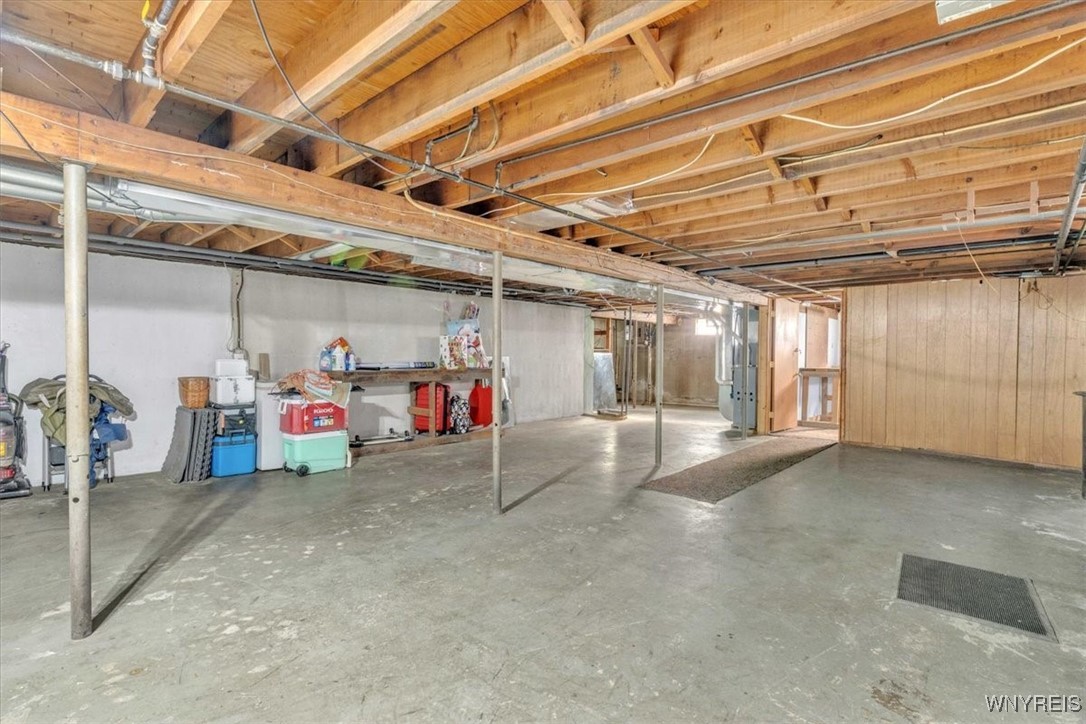 4567 Beach Ridge Road Pendleton, NY 14094 - Photo 26 of 37