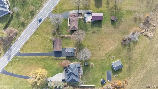 $299,900 | 4567 Beach Ridge Road, Pendleton, NY 14094