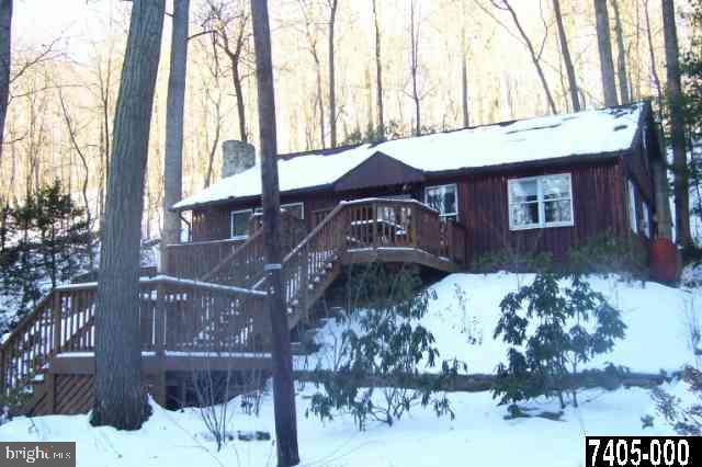 6713 Mountain Road Felton, PA 17322 - Photo 1 of 7
