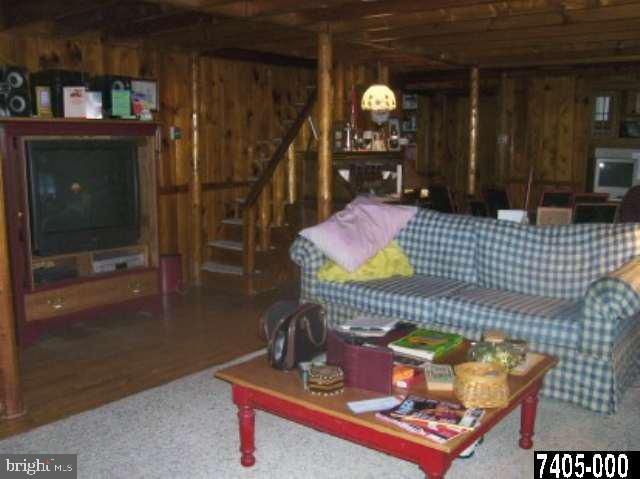 6713 Mountain Road Felton, PA 17322 - Photo 4 of 7
