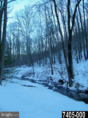 6713 Mountain Road Felton, PA 17322 - Photo 6 of 7