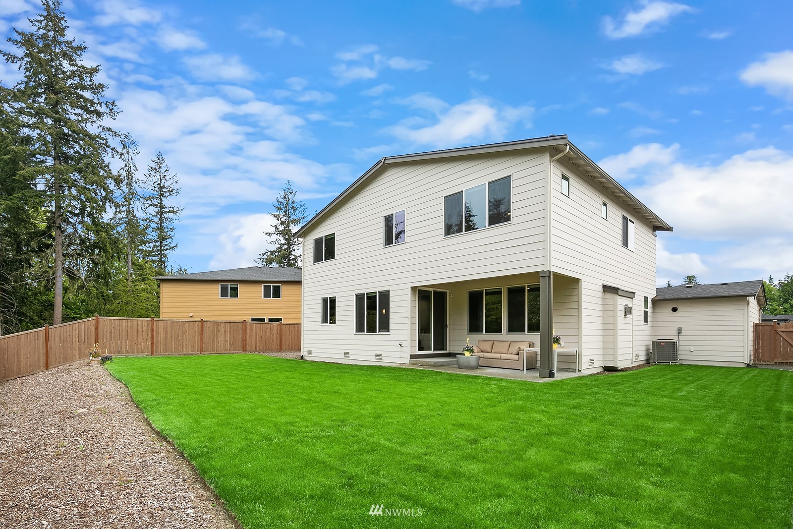 103 236th Place Southeast Bothell, WA 98021 - Photo 29 of 37 a front view of house with yard and green space