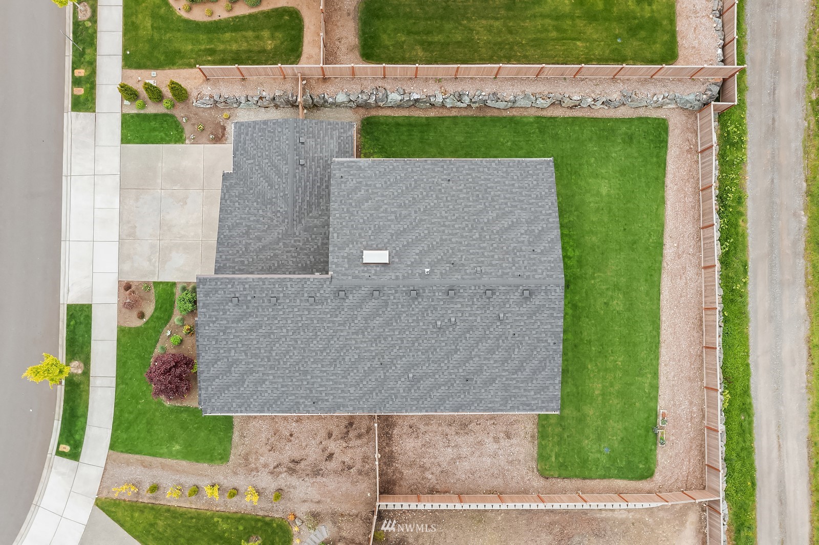 103 236th Place Southeast Bothell, WA 98021 - Photo 32 of 37 an aerial view of a house